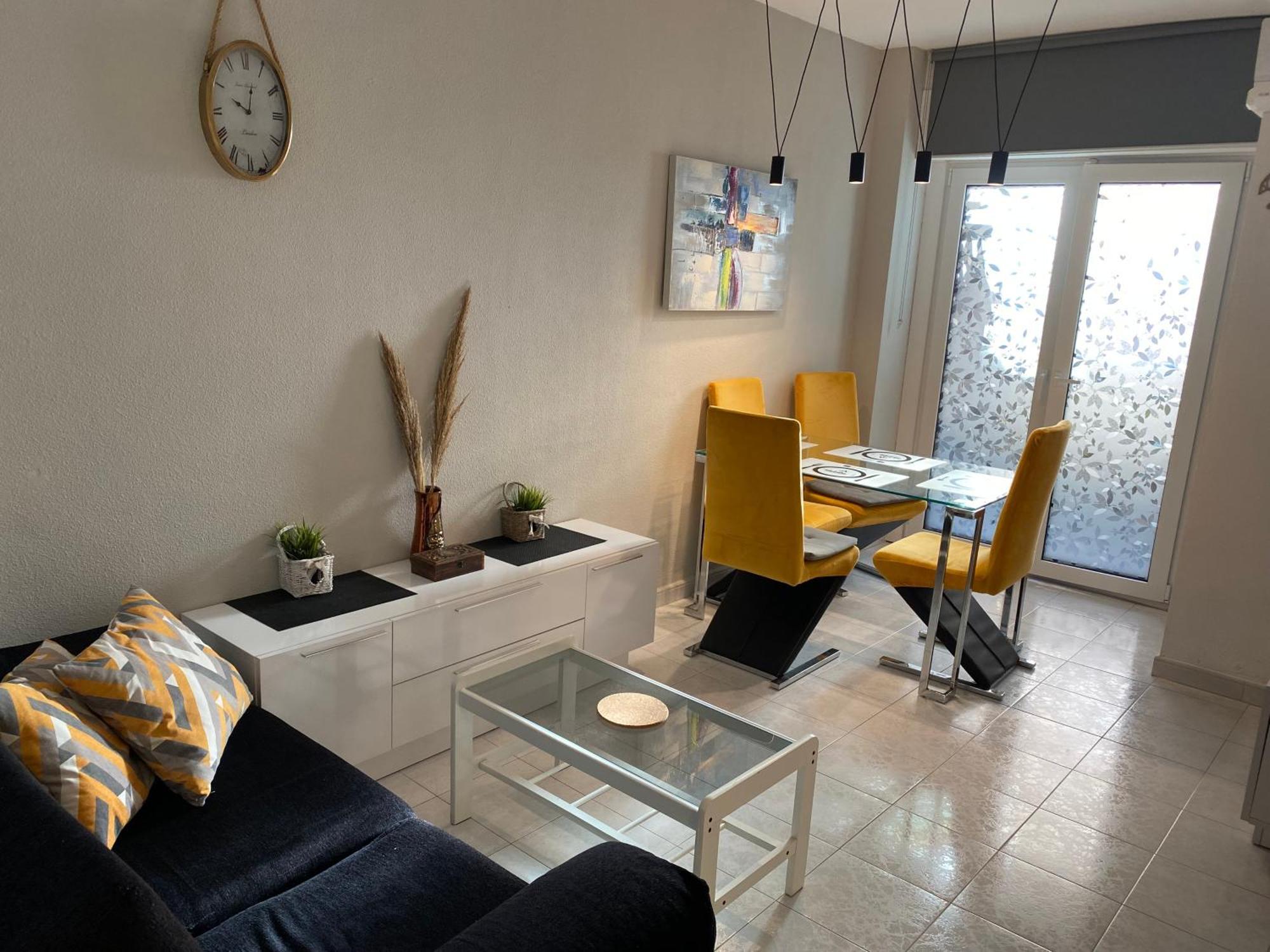 Casa Magdalena 2-Bedroom Apartament Between The Los Locos And Del Cura Beaches Torrevieja Esterno foto